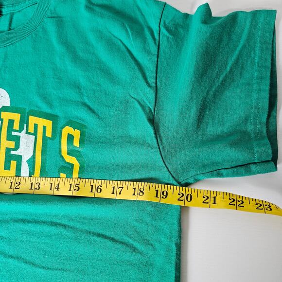 Houston Rockets Glidan Sz Medium St. Patrick's Day Shamrock Fan Tee Green Yellow - Picture 5 of 6